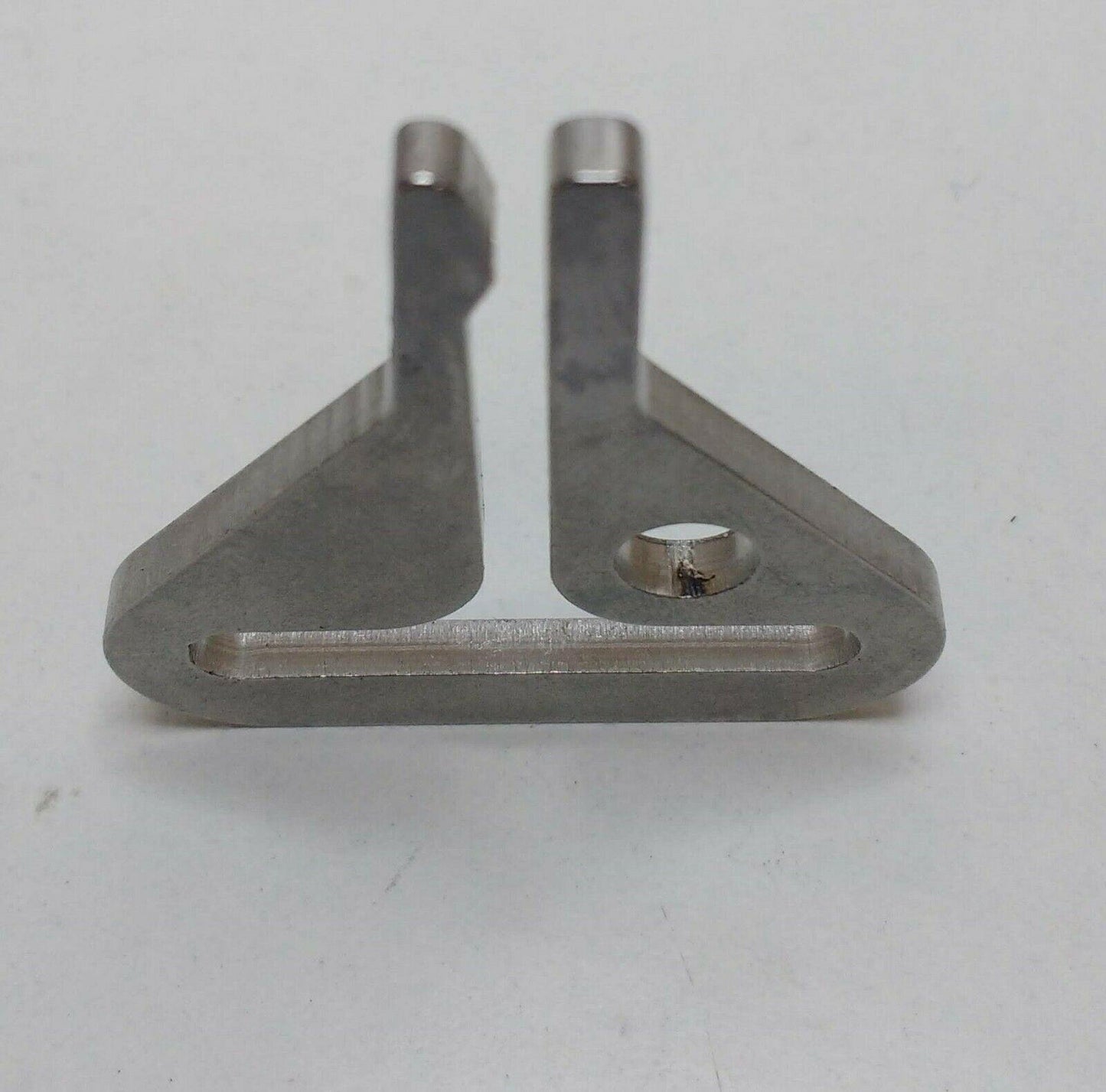 Battery Isolator Switch Removable Key Main Cut Off 24V 250A Robinson K587 - Mid-Ulster Rotating Electrics Ltd