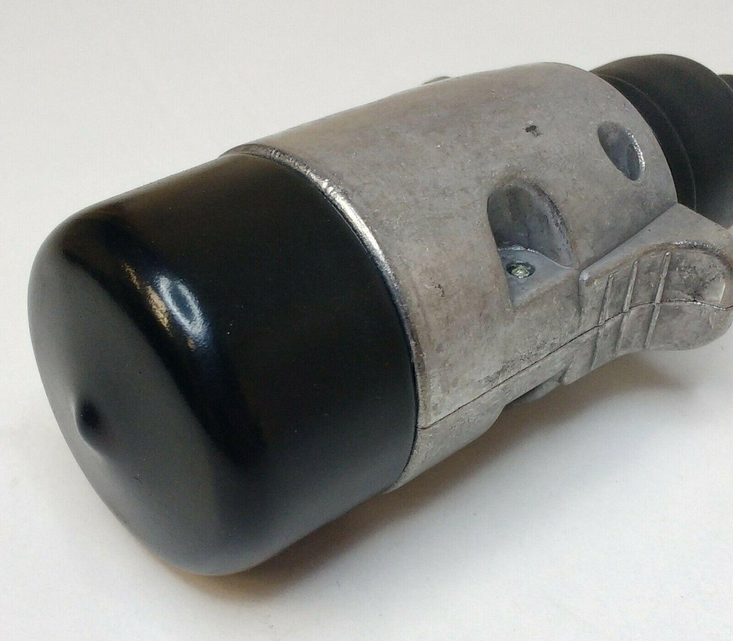 Pvc Weather Proof Cover For 7 Pin 12N 12S Trailer Caravan Plug Maypole Mp137B - Mid-Ulster Rotating Electrics Ltd