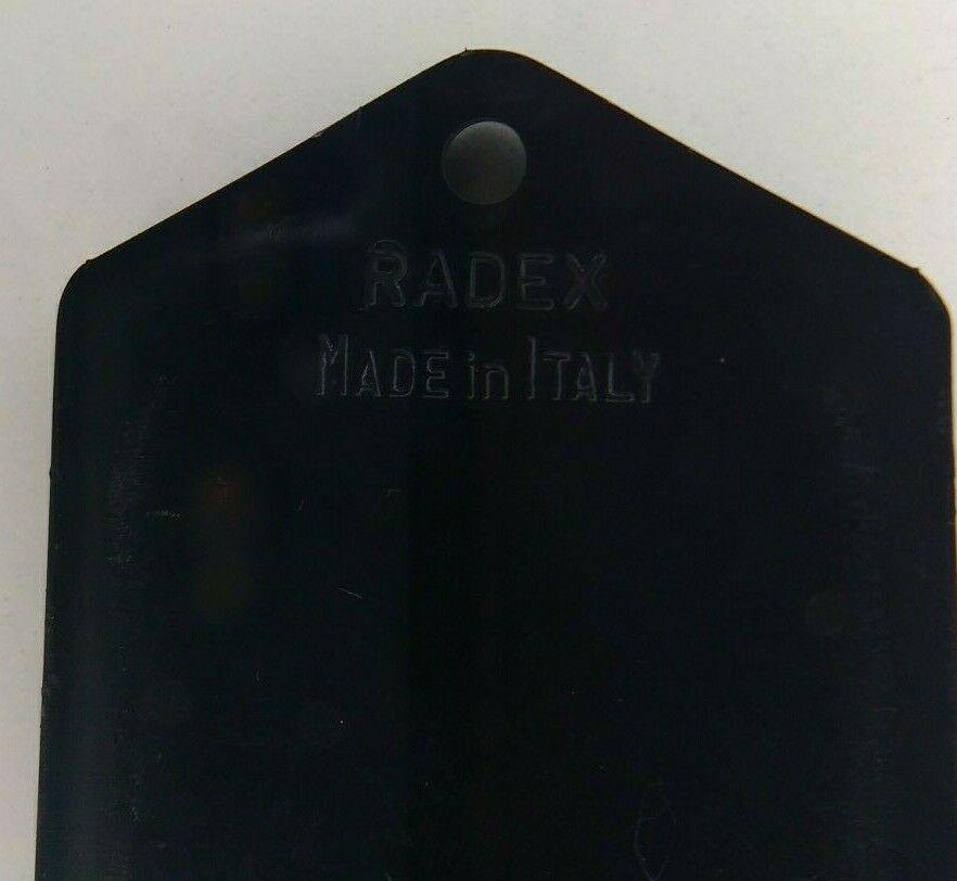 2 X Rear Red Reflector Screw Trailer Horsebox Tractor Rectangle Maypole Mp8857B - Mid-Ulster Rotating Electrics Ltd