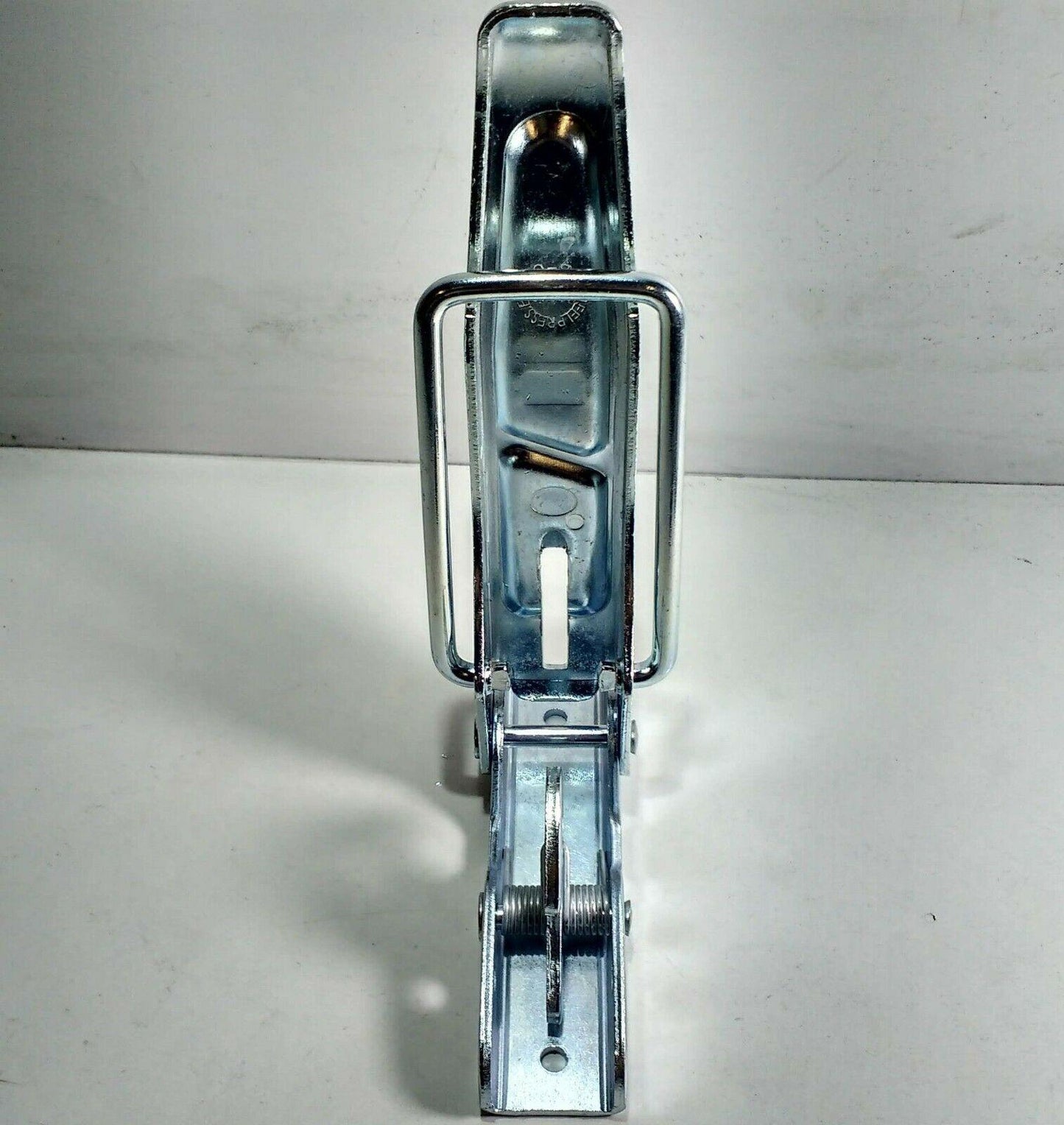 Trailer Over Centre Pad Lockable Catch Plate 210Mm X 37Mm Maypole Mp81301B - Mid-Ulster Rotating Electrics Ltd