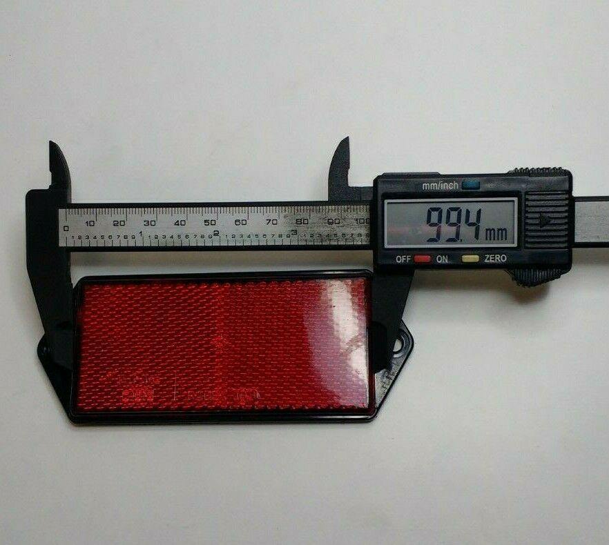 4 X Rear Red Reflector Screw Trailer Horsebox Tractor Rectangle Maypole Mp8857B - Mid-Ulster Rotating Electrics Ltd