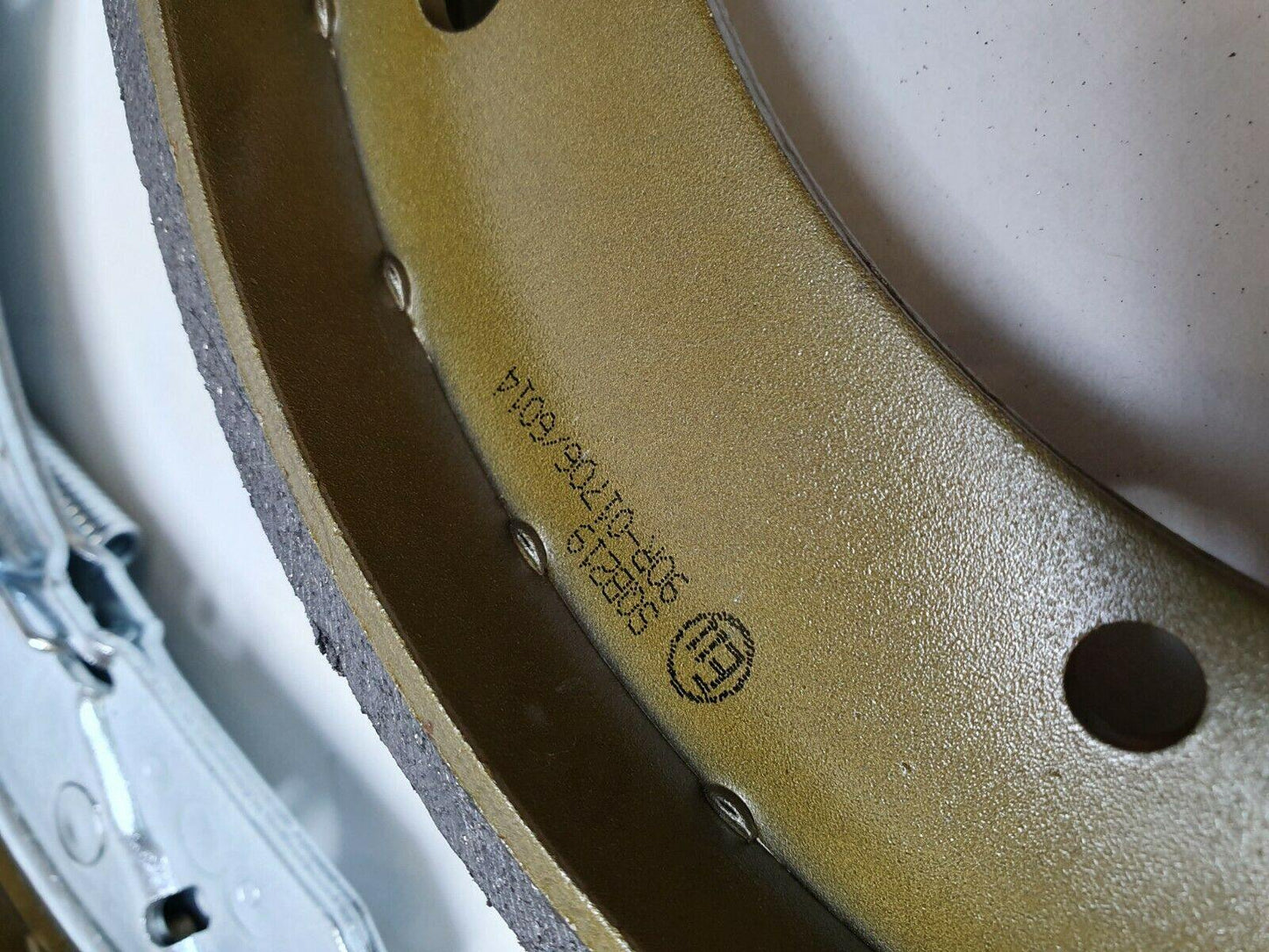 Knott Brake Shoe Axle Set Kit For 250 X 40 Drums Trailer Caravan Maypole Mp1764B - Mid-Ulster Rotating Electrics Ltd