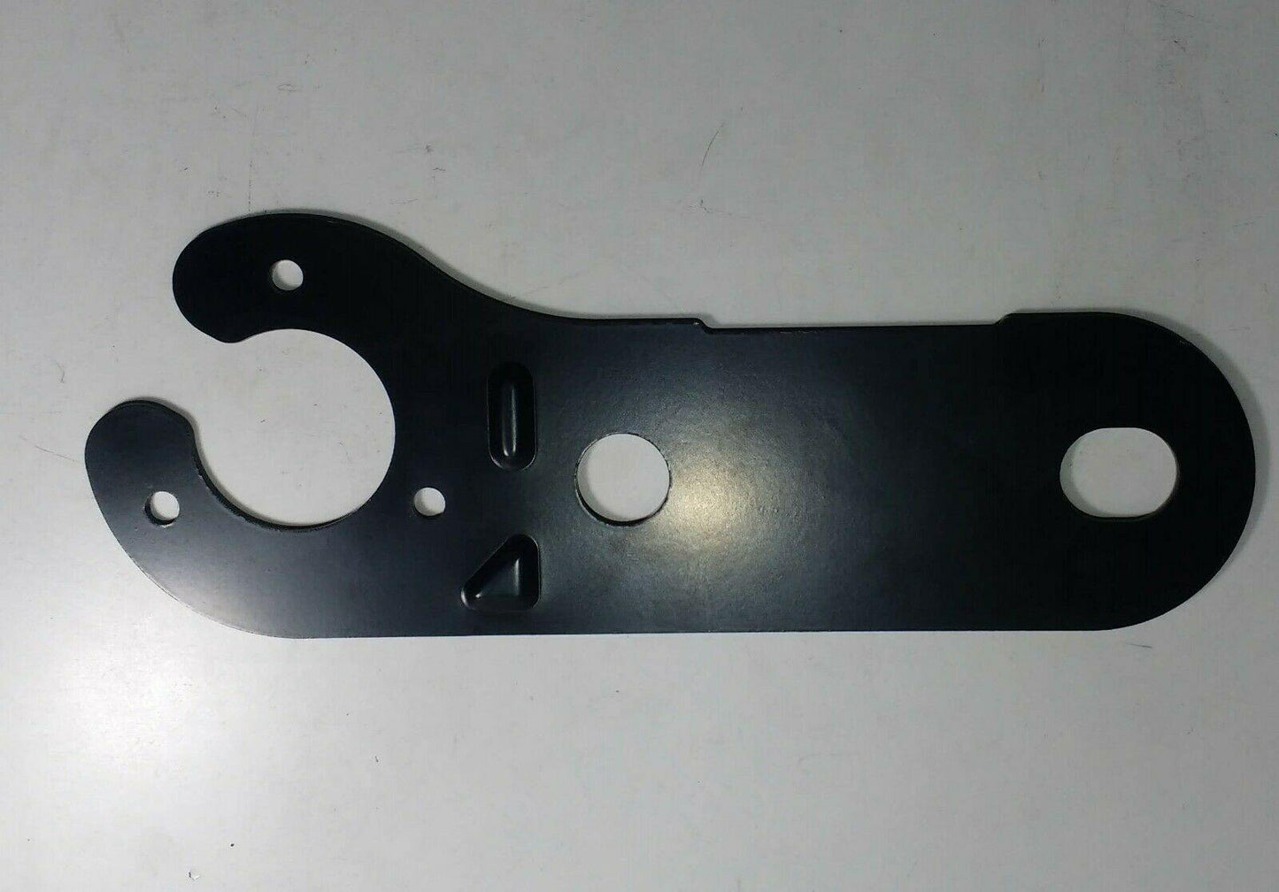 7 Pin & 13 Pin Socket Towing Bracket 12N 12S 2mm Mounting Plate Maypole Mp86B - Mid-Ulster Rotating Electrics Ltd
