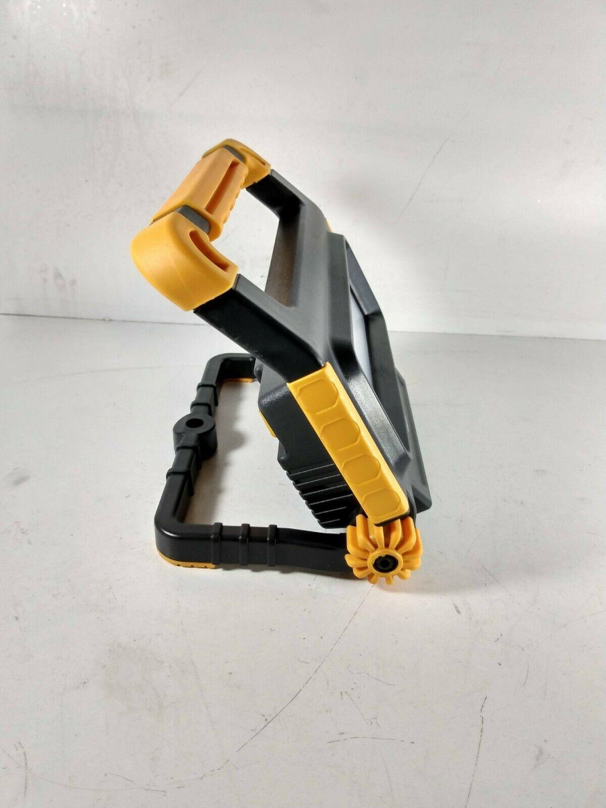 LED Slimline Work Light Portable Flood Lamp 20W and Power Bank Maypole MP4059 - Mid-Ulster Rotating Electrics Ltd