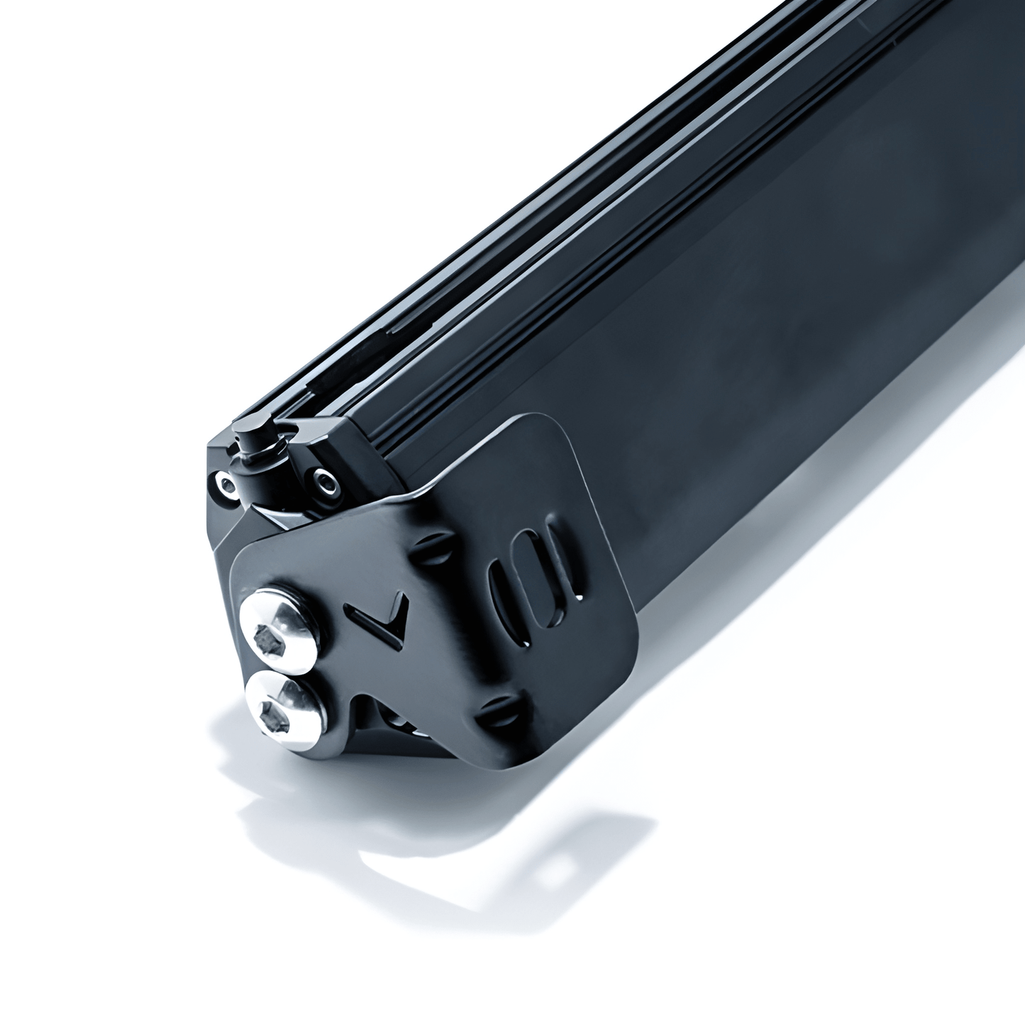 MAYPOLE LED Slimline Driving Light Bar 22″ 12/24V IP67 ECE R148 & R149 approved MP5080