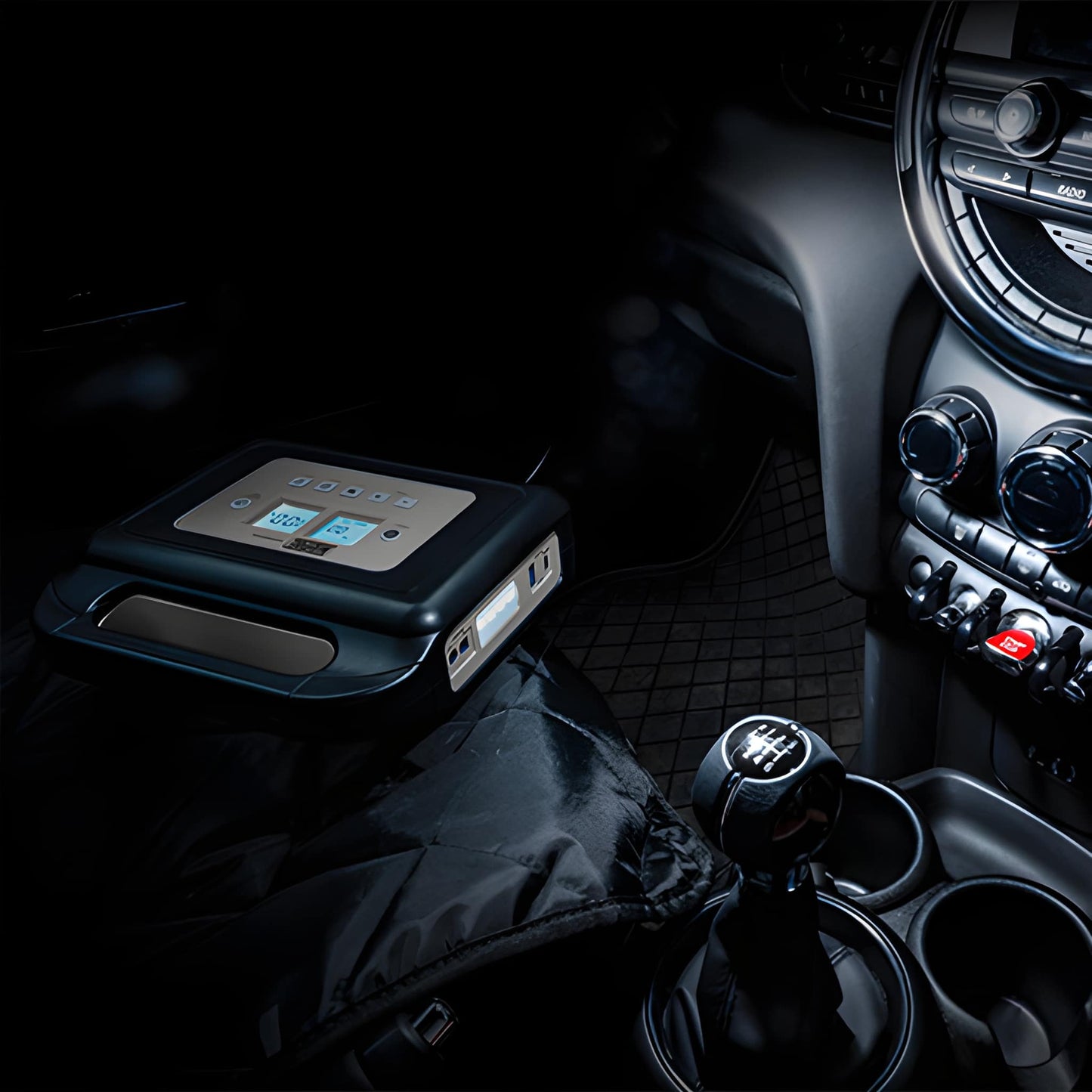 Lithium Ion Power Pack and Compressor With Work Light 800A USB Rechargable 10000 Mah Maypole MP7435