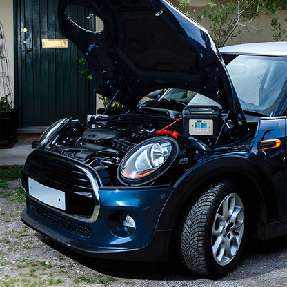 Lithium Ion Power Pack and Compressor With Work Light 800A USB Rechargable 10000 Mah Maypole MP7435