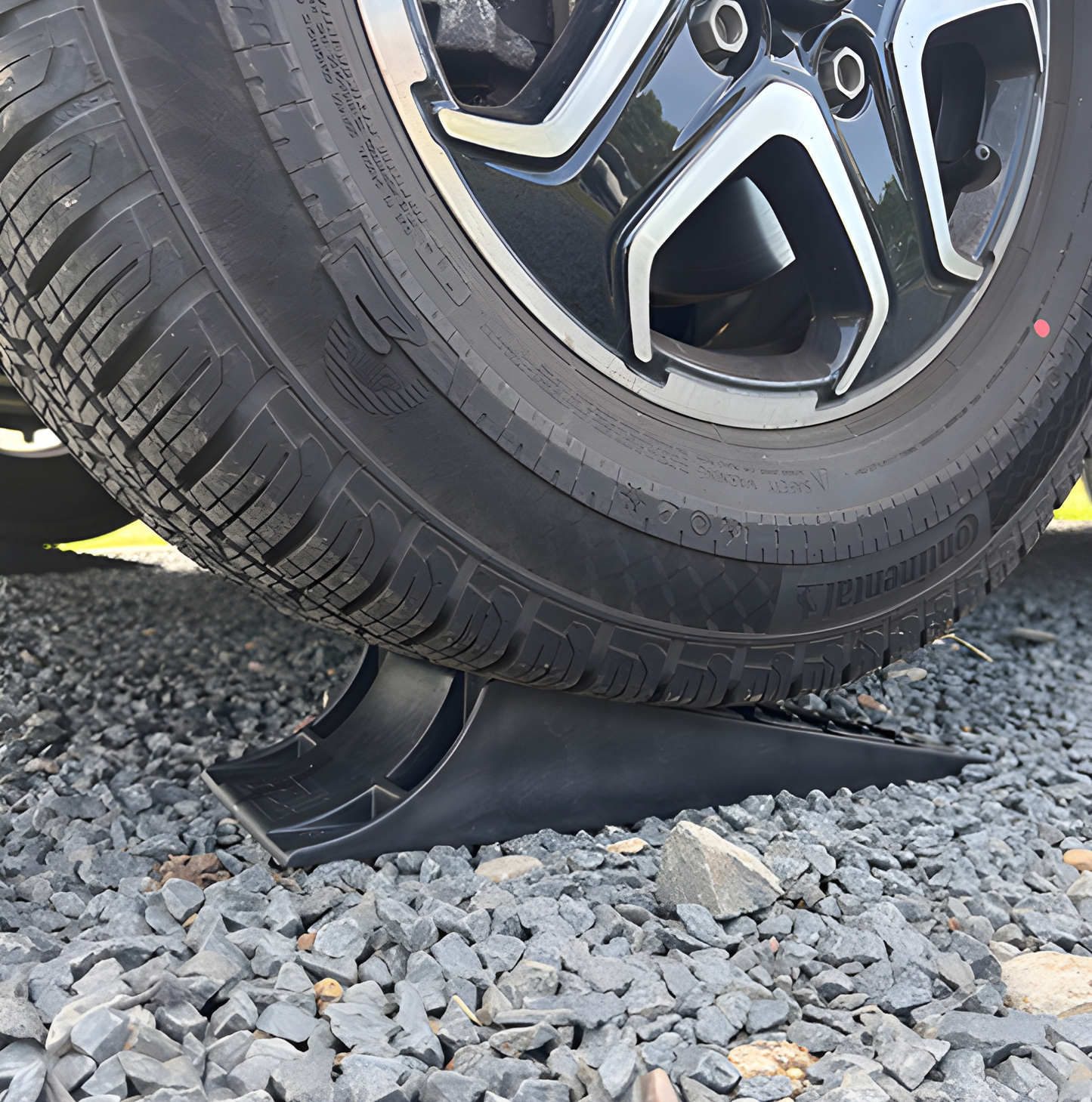 Froli 2 Ramp Set for Caravans and Motorhomes 8000KG Maypole MP4601