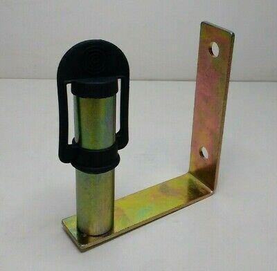 Beacon Pole Socket Din Type With Rubber Cover U Shaped Bolt-On Maypole Mp4441B - Mid-Ulster Rotating Electrics Ltd