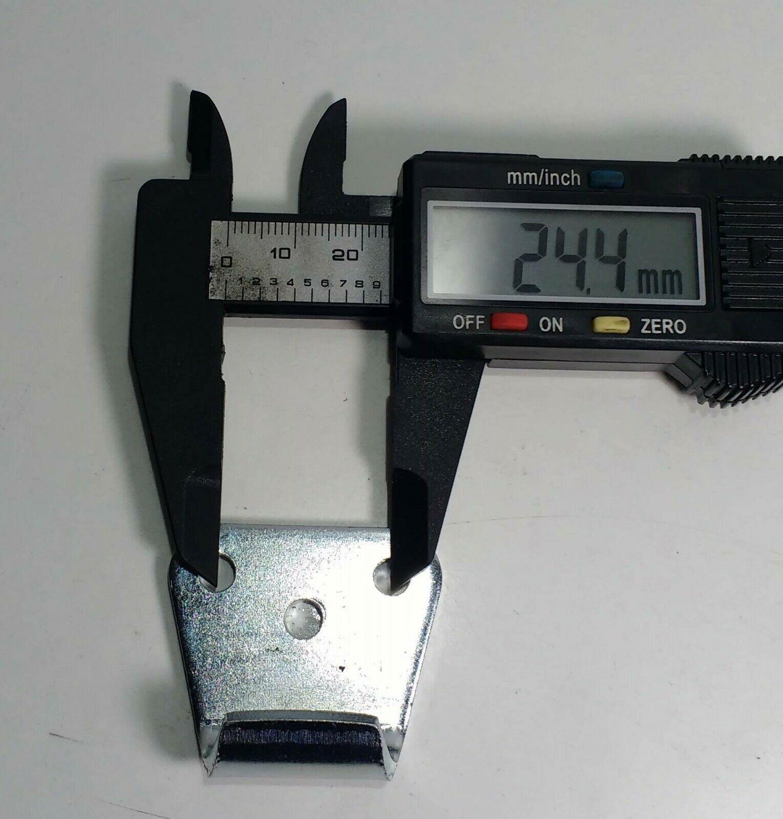 Trailer Over Centre Latch And Catch Plate Kit Maypole Mp81406 / Mp81303 - Mid-Ulster Rotating Electrics Ltd