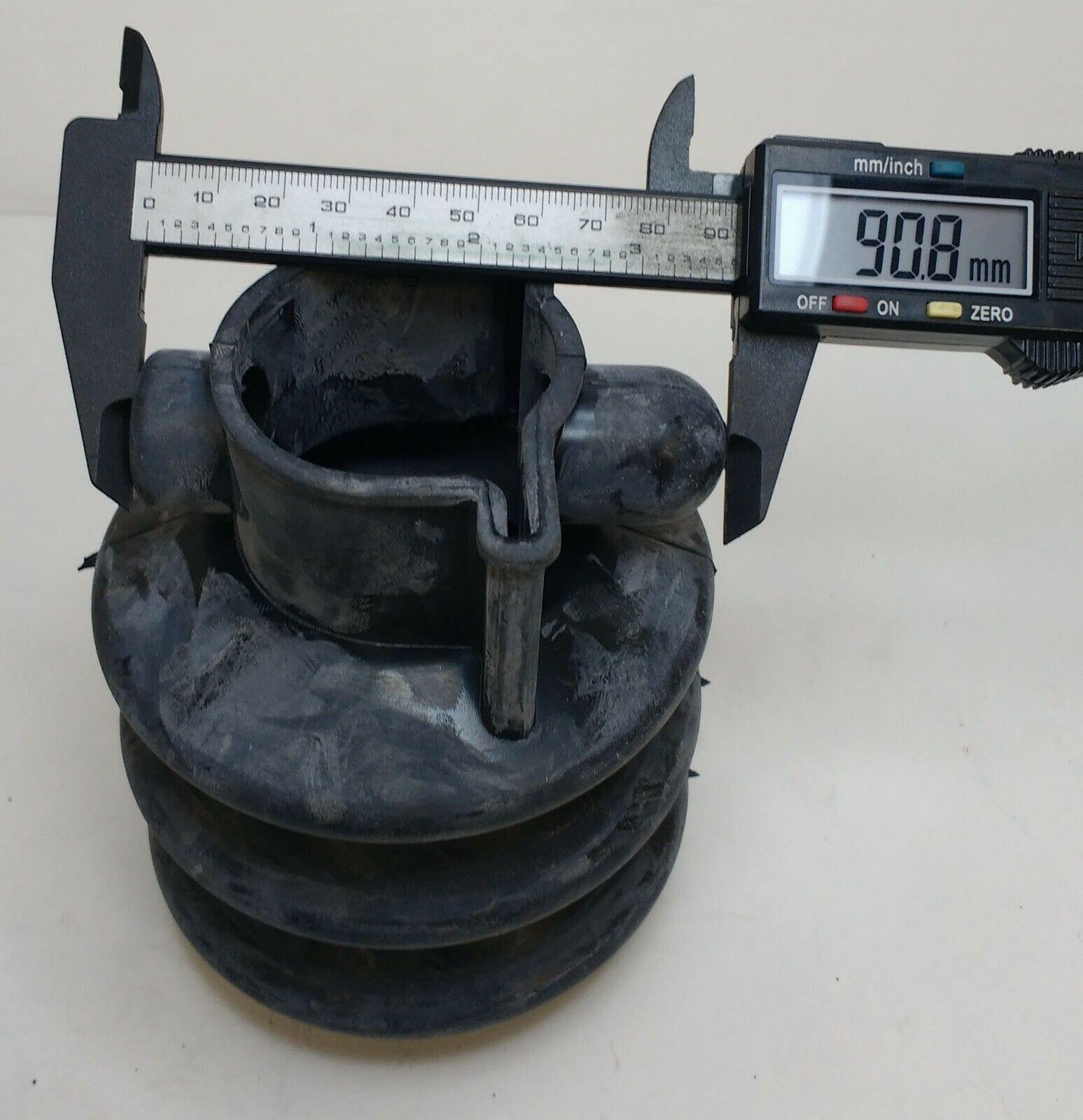 Knott Trailer Bellows Hitch Bolt Cover Kf7.5 20 And Kfg13 Kfg30 Maypole Mp2035B - Mid-Ulster Rotating Electrics Ltd