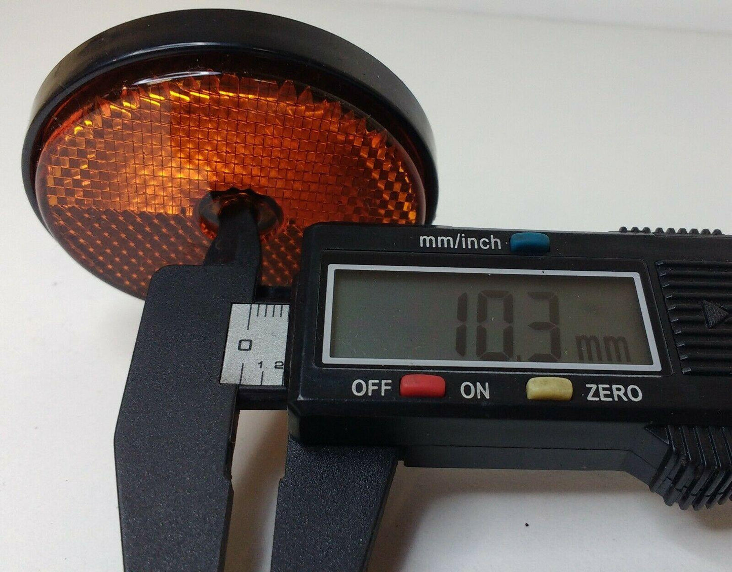 2 Side Amber Reflector Screw Trailer Truck Horsebox Tractor Round Maypole Mp155 - Mid-Ulster Rotating Electrics Ltd