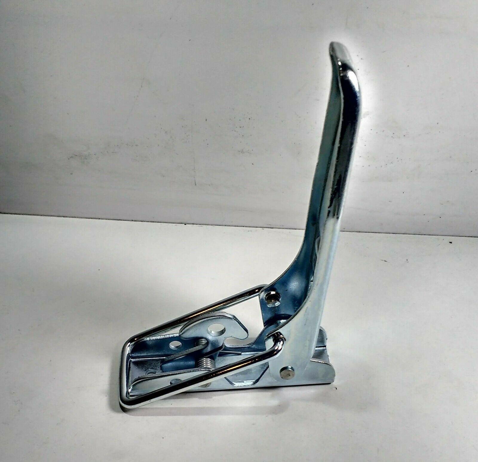 Trailer Over Centre Pad Lockable Catch Plate 210Mm X 37Mm Maypole Mp81301B - Mid-Ulster Rotating Electrics Ltd
