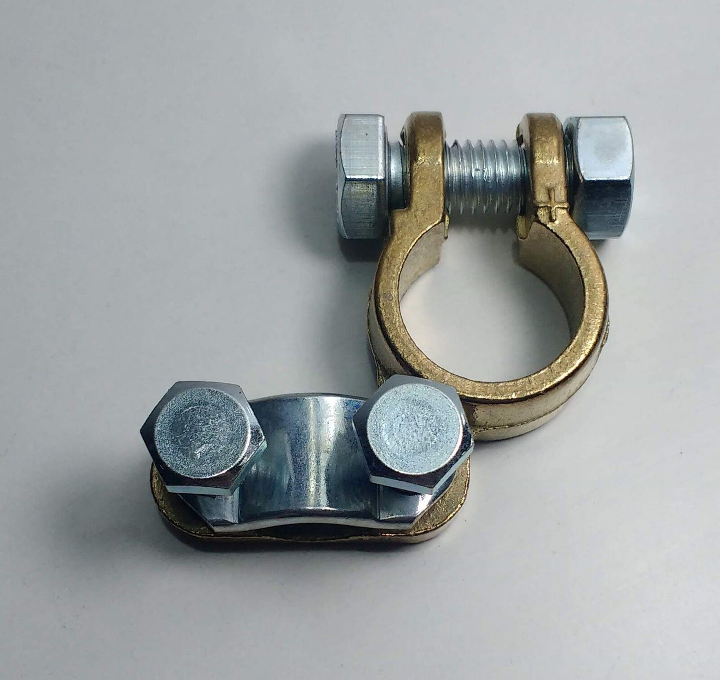 2 X Battery Terminal Moulded Brass 17Mm Up To 25Mm Cable Cargo 192369 & 192368 - Mid-Ulster Rotating Electrics Ltd