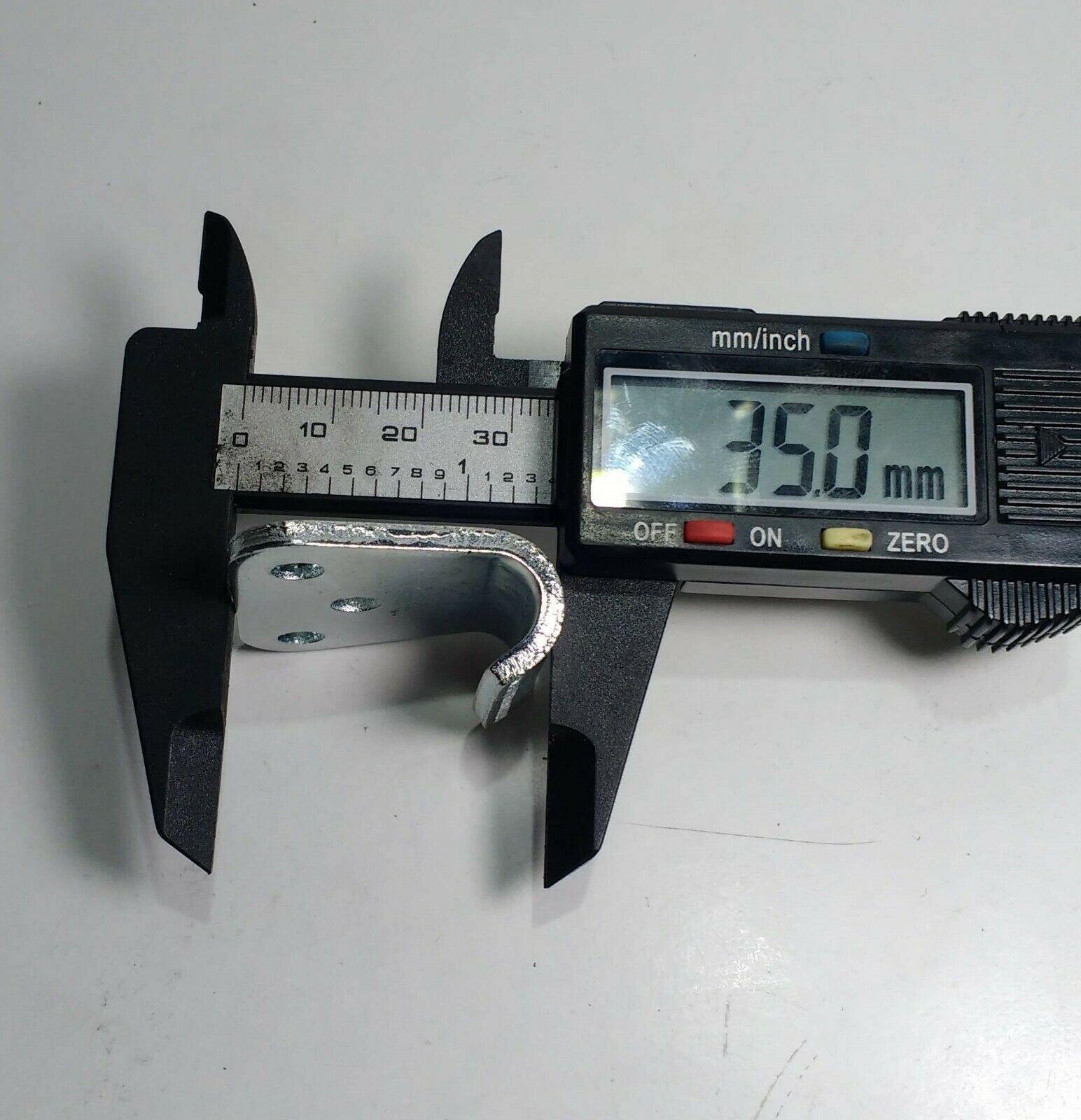 Trailer Over Centre Latch Plate Genuine Maypole 36Mm X 20Mm Mp81406B - Mid-Ulster Rotating Electrics Ltd
