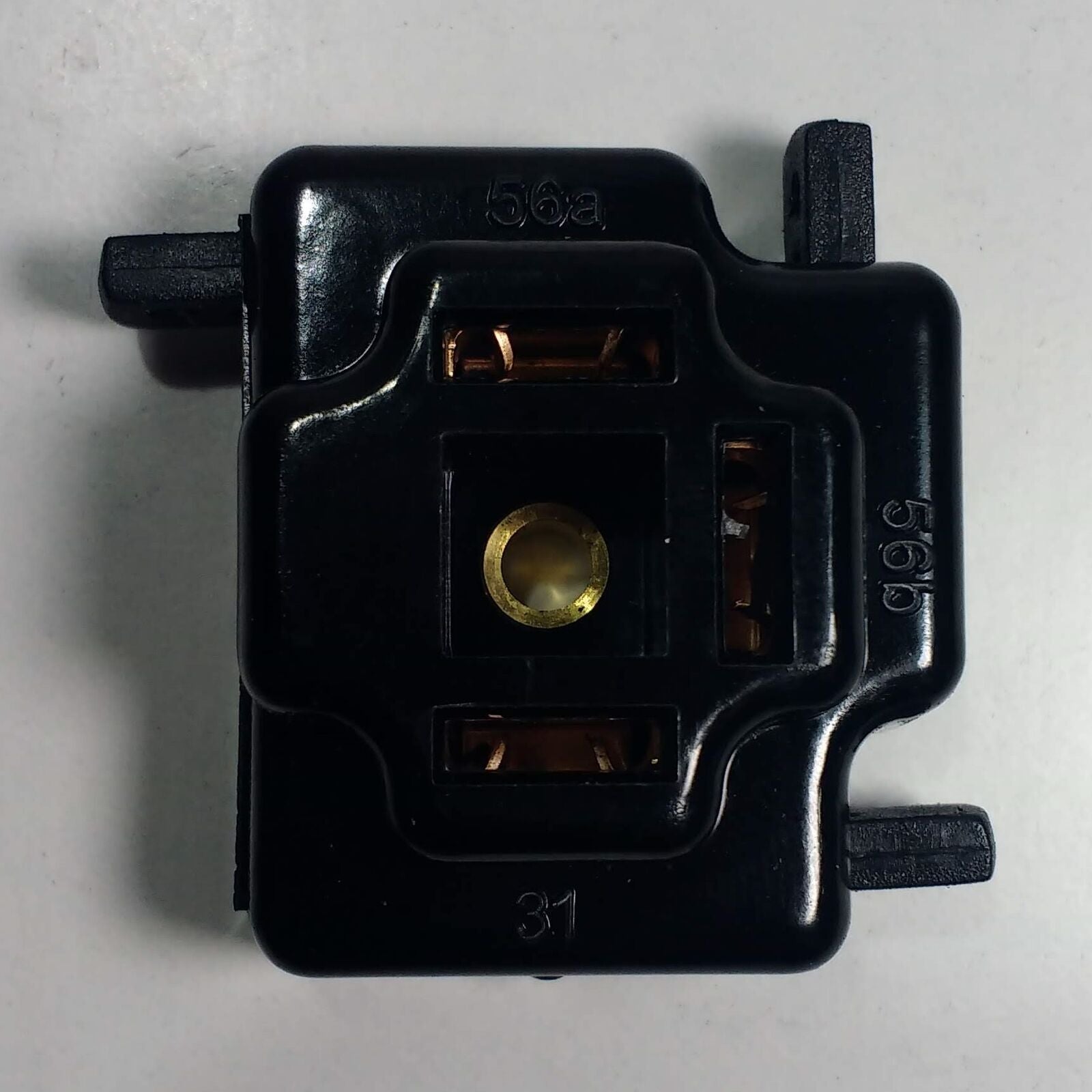 H4 Car Bulb Holder Headlamp Headlight Repair Plug With Snap Locks Cargo 170964 - Mid-Ulster Rotating Electrics Ltd