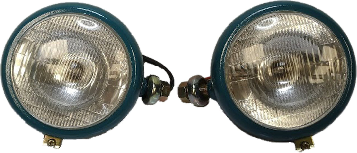 1 Set Of Tractor Headlights Plain Lens Blue & Bulbs 40/45w 12V Fits Ford QTP1734 QTP1735