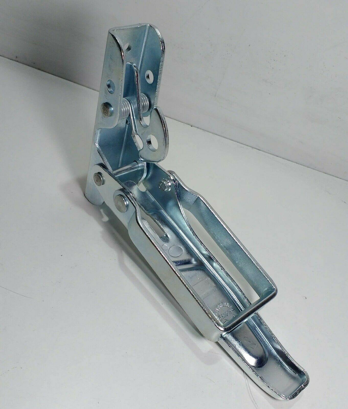 Lockable Trailer Over Centre Latch And Back Plate Kit Maypole Mp81305B Mp81405B - Mid-Ulster Rotating Electrics Ltd